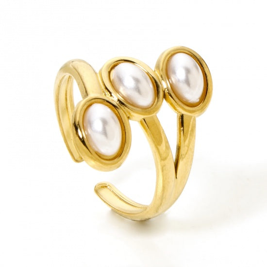 Pearl x 3 Ring